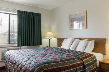 Hotel Rodeway Inn & Suites