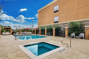 Hotel Comfort Suites