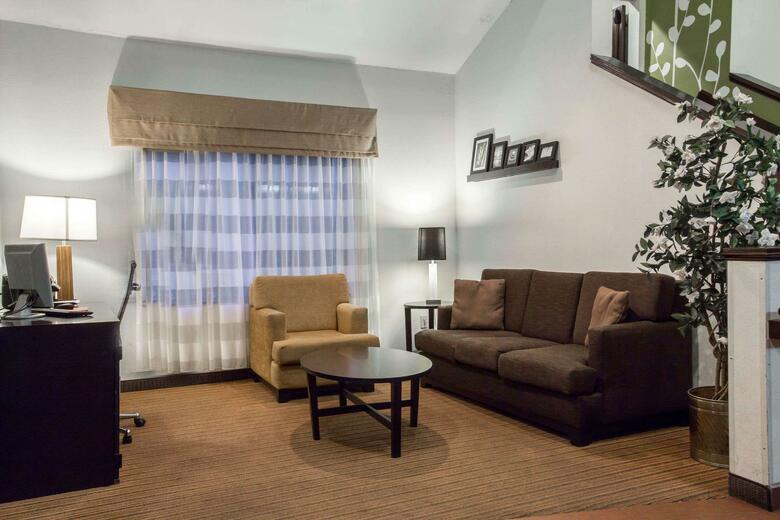 Hotel Sleep Inn At Six Flags