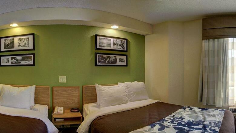 Hotel Sleep Inn At Six Flags