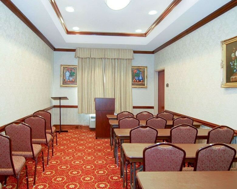 Hotel Comfort Inn & Suites