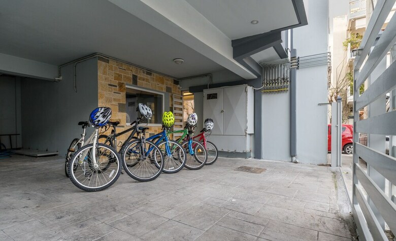 Alekos Apartments