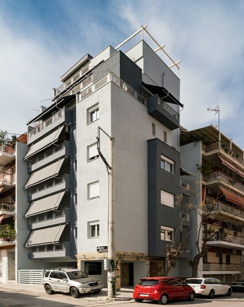 Alekos Apartments