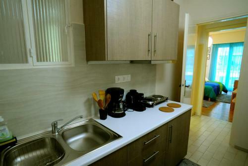 Renovated Cozy Apartment Near To Acropolis