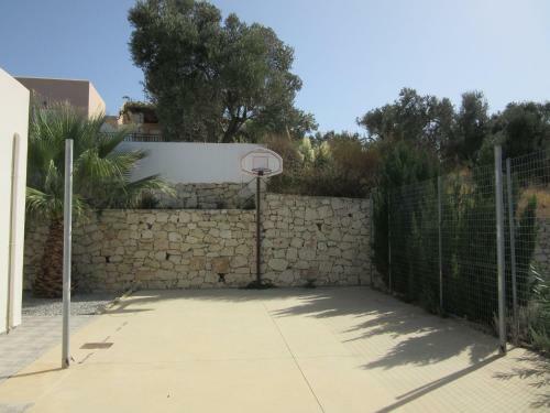 Cozy Villa In Agia Triada With Pool And Deckchair