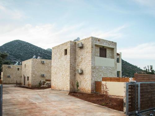 Typical Greek Villa In Crete With Private Pool