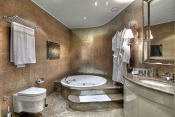 Hotel Almira