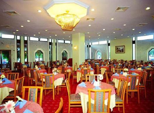 Ozkaymak Kemer Marina Hotel