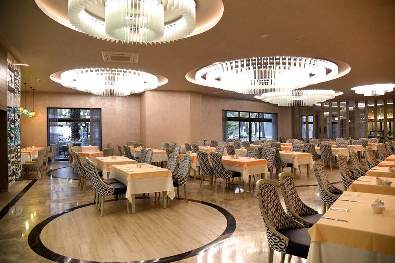 Hotel Royal Wings