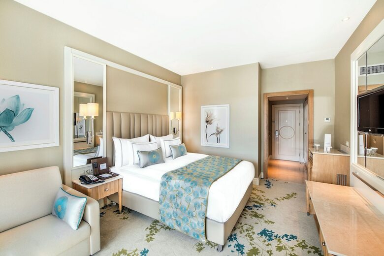Titanic Beach & Resort De Luxe Hotel