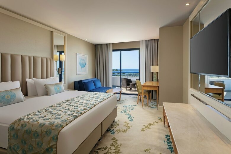 Titanic Beach & Resort De Luxe Hotel