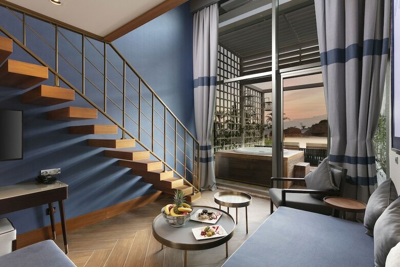 Titanic Beach & Resort De Luxe Hotel