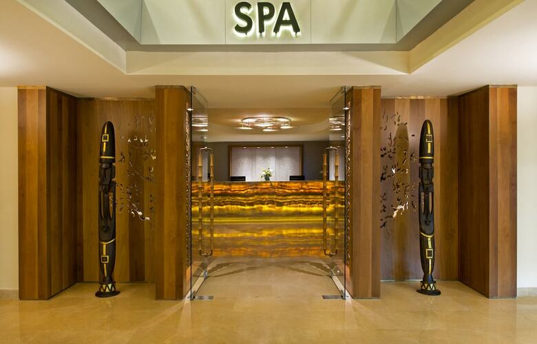 Titanic Beach & Resort De Luxe Hotel