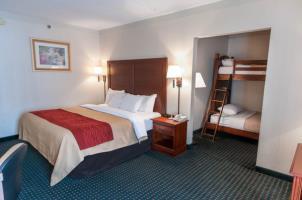Hotel Comfort Inn & Suites