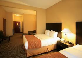Hotel Comfort Suites
