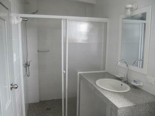 Chatet Suizo Al Pie Del Mar