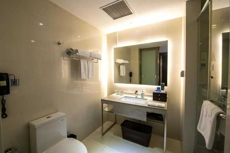 Kingtown Riverside Hotel Plaza Shanghai