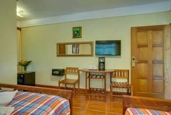 Hotel Midas Resort
