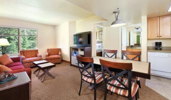 Hotel Resort At Canmore Banff