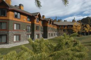 Hotel Resort At Canmore Banff