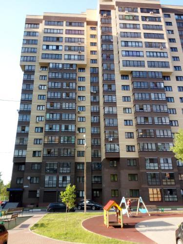 Apartment On Oboronnaya 29