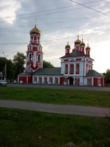 Apartment On Oboronnaya 29