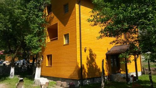 Hostal Guesthouse Mehmeti
