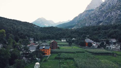 Hostal Guesthouse Mehmeti