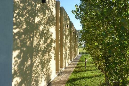Casa En Club De Campo. Parque Y Pileta.