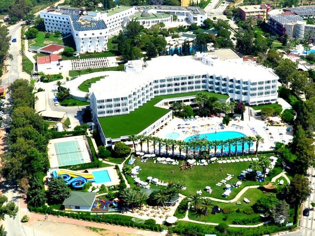 Hotel Saray Regency Resort & Spa