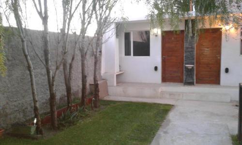 Rada Tilly Apart