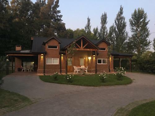 Lodge La Reserva. Caba�as, Apart.