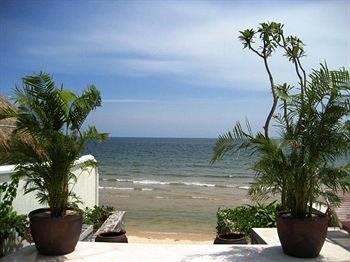 Hotel Allezboo Beach Resort & Spa