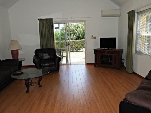 Windsong Guest Apartments