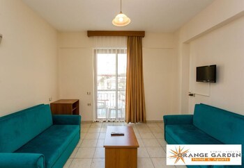 Hotel Orange Garden Apartments