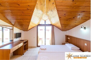 Hotel Orange Garden Apartments
