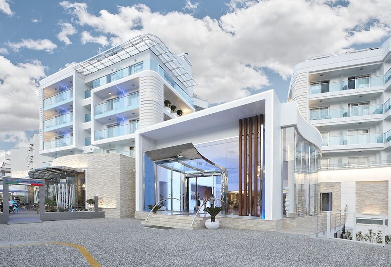 Hotel Blue Bay Platinum