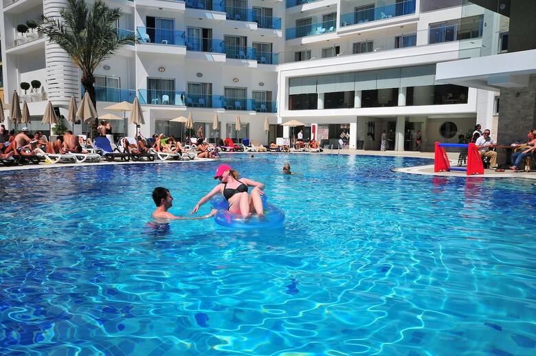 Hotel Blue Bay Platinum