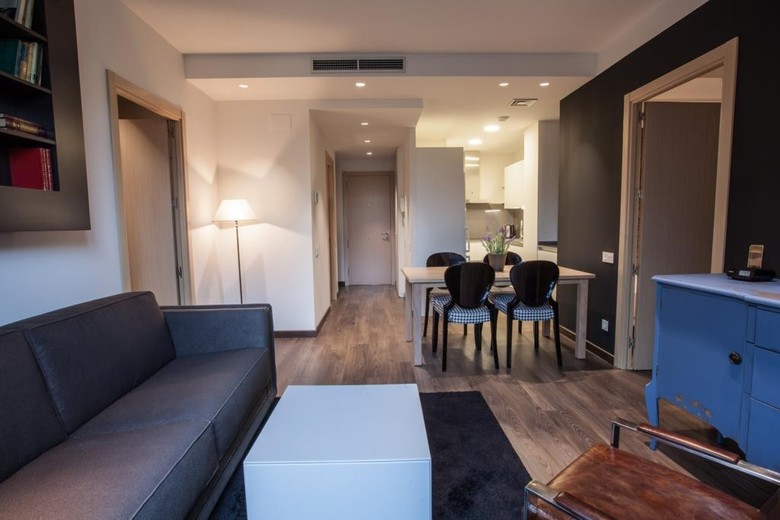 Hotel Cosmopolita Apartments Consell De Cent