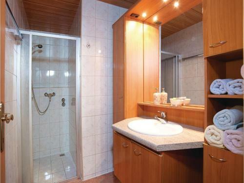 Two-bedroom Apartment In Dorfgastein