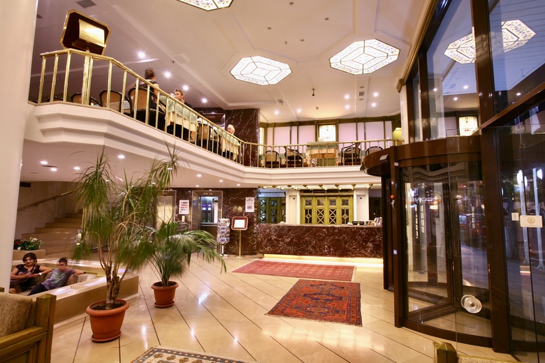 Istanbul Royal Hotel