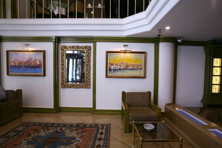 Istanbul Royal Hotel