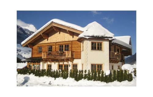 Three-bedroom Apartment In Grossarl