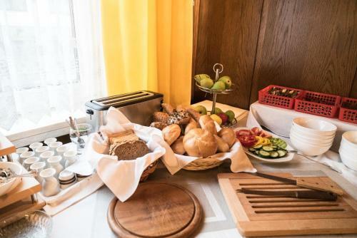 Hostal Pension Zum Meridianstein