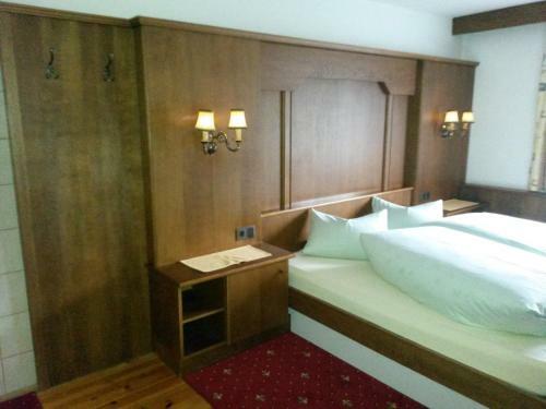 Posada Gasthof Pension Traube