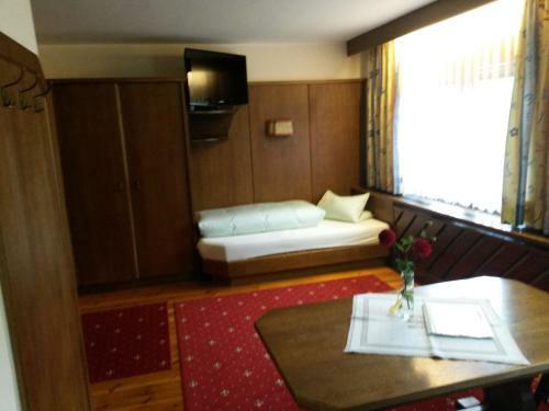 Posada Gasthof Pension Traube