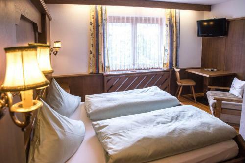 Posada Gasthof Pension Traube