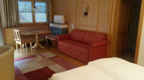 Posada Gasthof Pension Traube