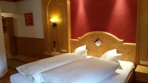 Posada Gasthof Pension Traube