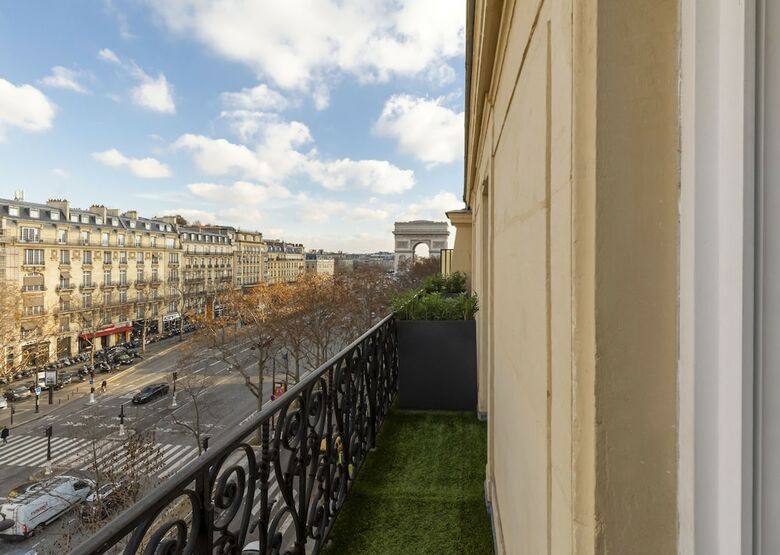 Exclusive Hotel Montfleuri Arc De Triomphe